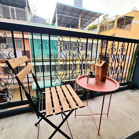 Meemaw'S House Hostel Bangkok Kültér fotó