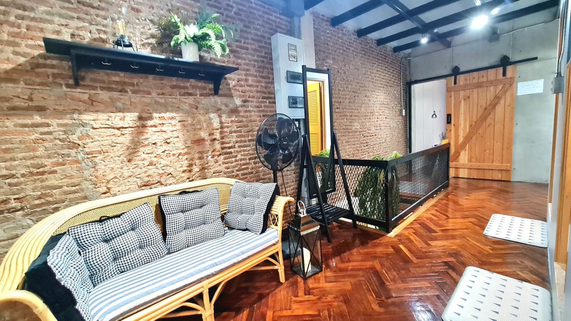 Meemaw'S House Hostel Bangkok Kültér fotó