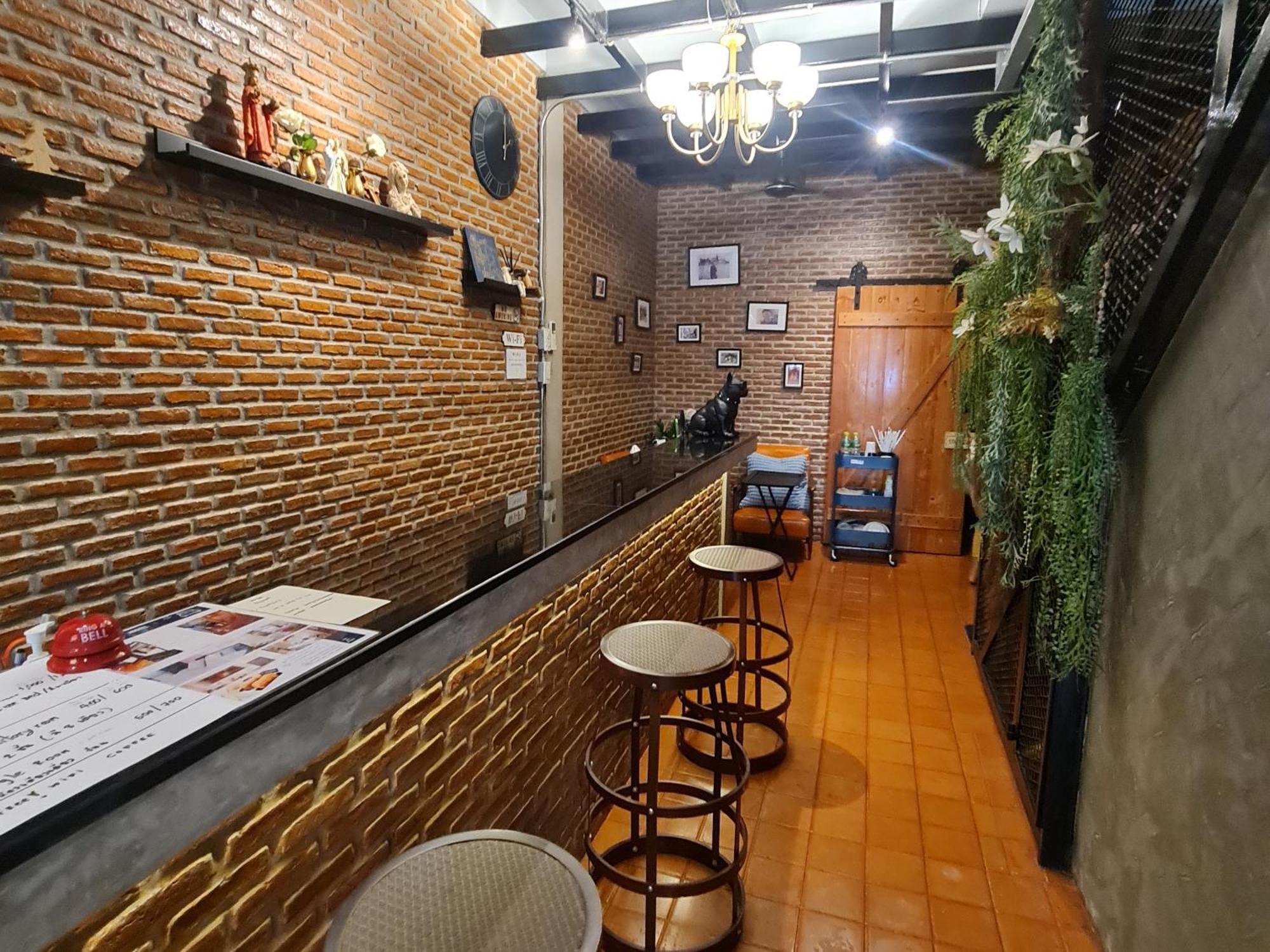 Meemaw'S House Hostel Bangkok Kültér fotó