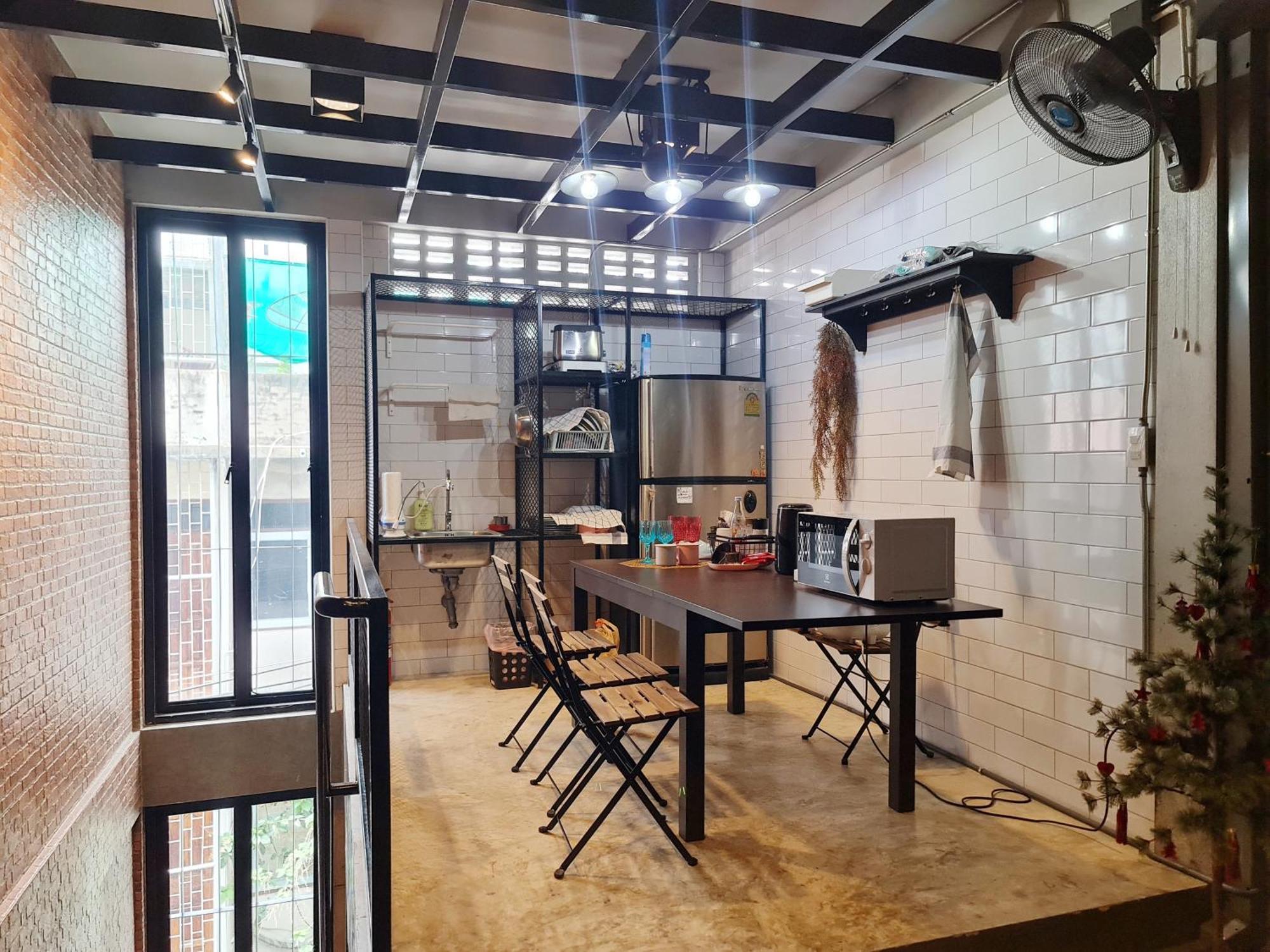 Meemaw'S House Hostel Bangkok Szoba fotó